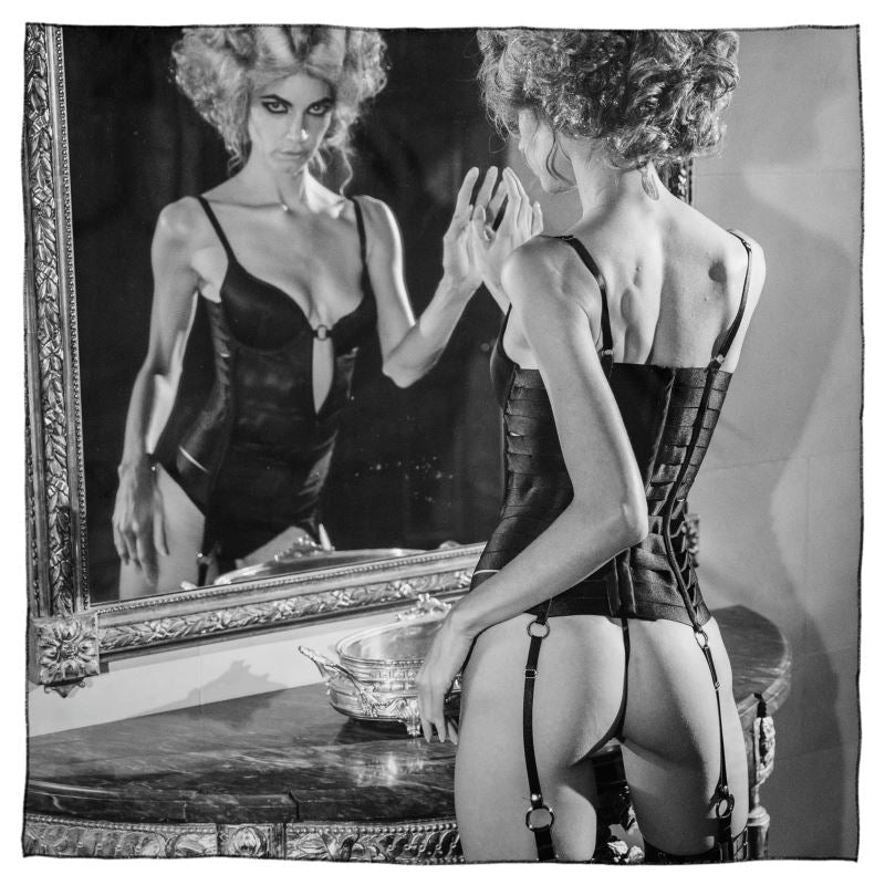 Brave - Maura - Mirror - Paris Chiffon (poly) 1.18 oz