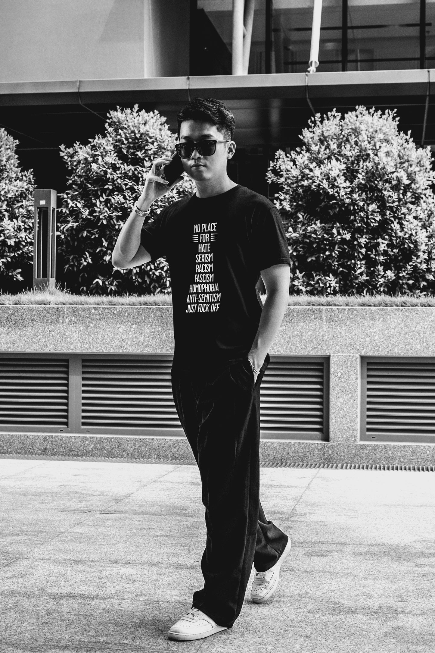 Statement Tee No Place For Hate Unisex